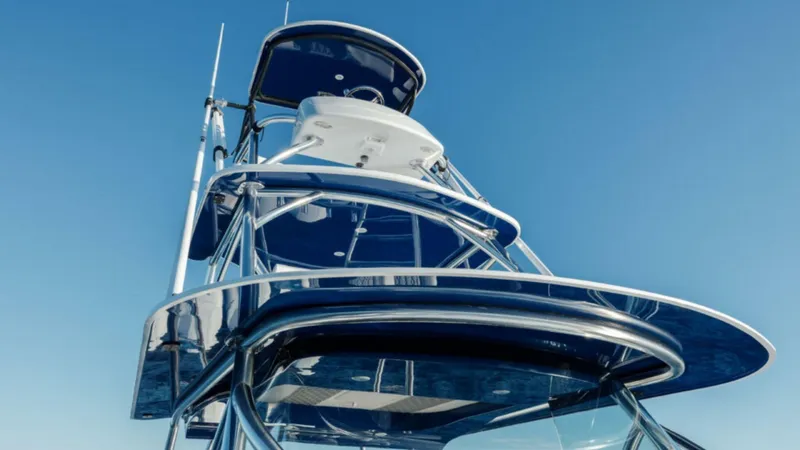 Slide: The Image of Front Runner 47 Center Console 2026 - 5749708