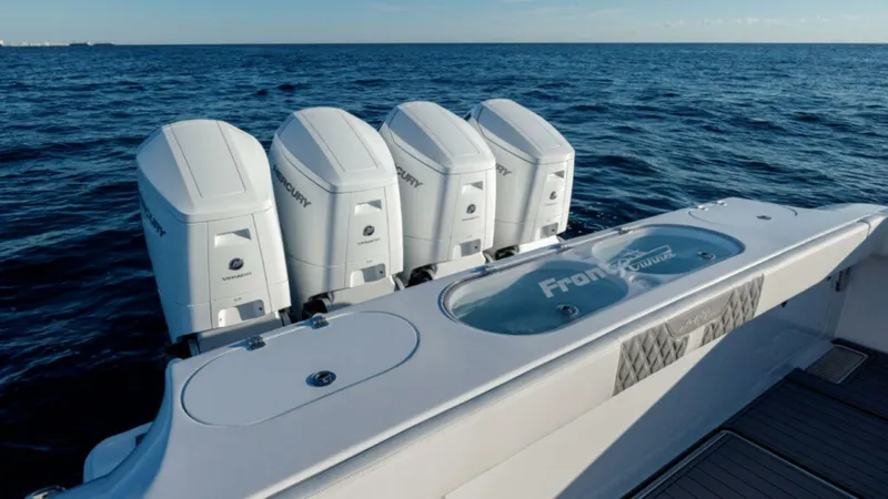 Slide: The Image of Front Runner 47 Center Console 2026 - 5749699