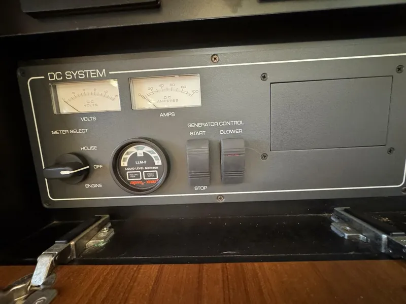 Slide: The Image of Tiara 3200 Open 2005 - 5749815