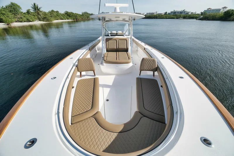 Slide: The Image of Valhalla Boatworks 41 2022 - 5749956