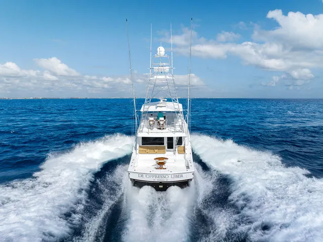 Slide: The Image of Hatteras 68 Convertible 2007 - 16