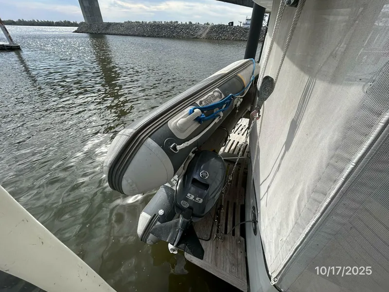 Slide: The Image of 40' Kha Shing tender2 - 5753634