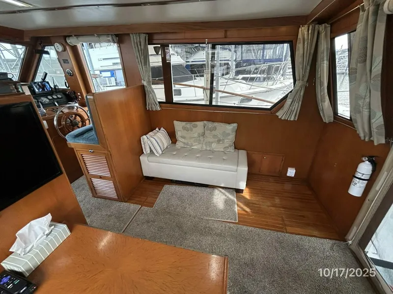 Slide: The Image of 40' Kha Shing salon starboard - 5753623