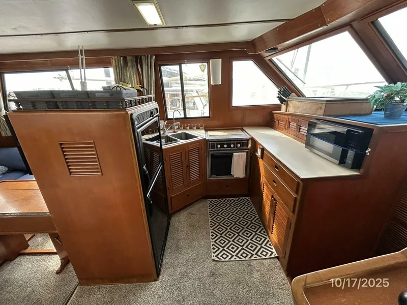 Slide: The Image of 40' Kha Shing galley2 - 5753532