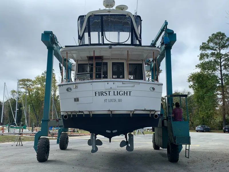 Slide: The Image of 40' Kha Shing hauled out2 - 5761295