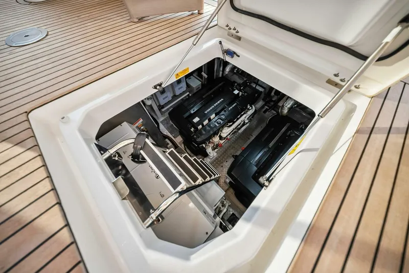 Slide: The Image of 2023 Prestige X70 'Charlotte' - 5750353