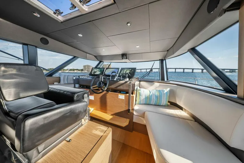 Slide: The Image of 2023 Prestige X70 'Charlotte' Helm - 5750365