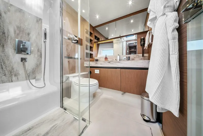 Slide: The Image of 2023 Prestige X70 'Charlotte' Master Head - 5750377