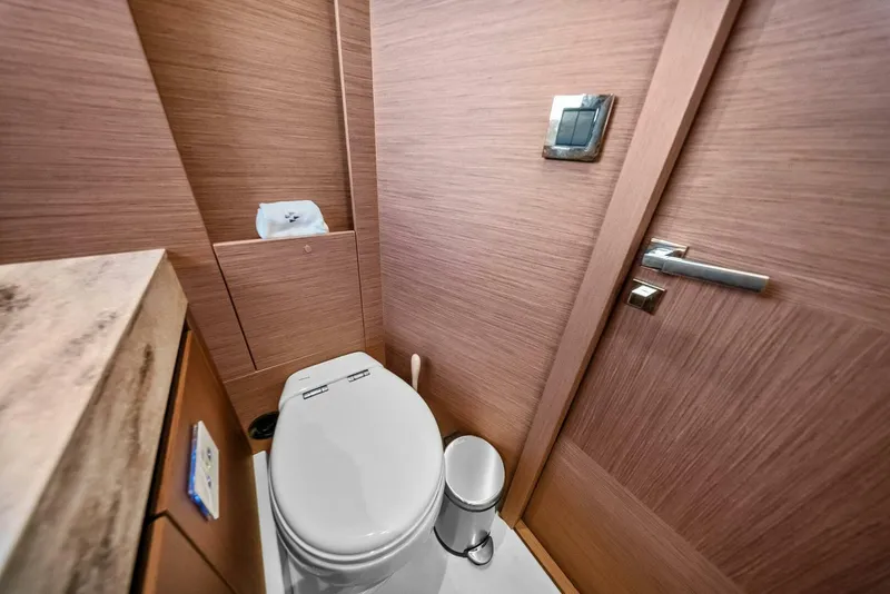 Slide: The Image of 2023 Prestige X70 'Charlotte' - 5750401