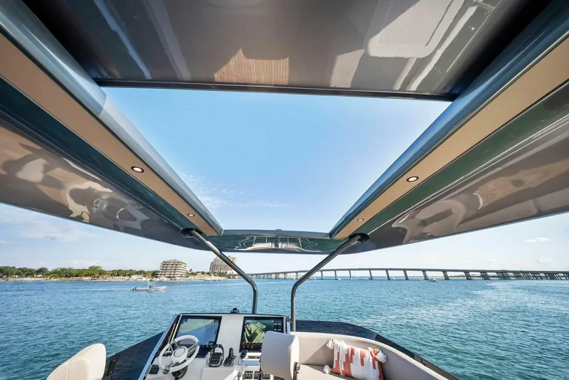 Slide: The Image of 2023 Prestige X70 'Charlotte' - 5750411