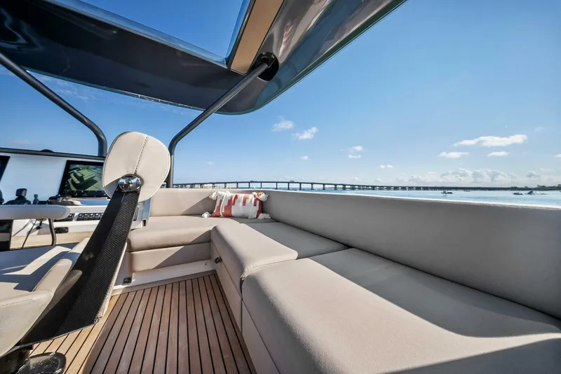 Slide: The Image of 2023 Prestige X70 'Charlotte' - 5750422