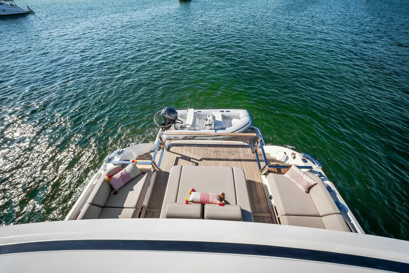 Slide: The Image of 2023 Prestige X70 'Charlotte' - 5750426