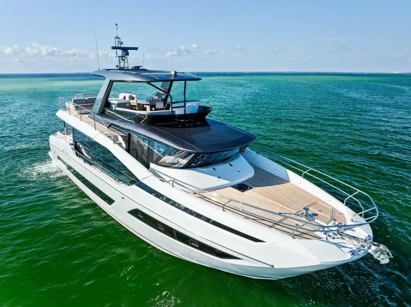 Slide: The Image of 2023 Prestige X70 'Charlotte' - 5750498