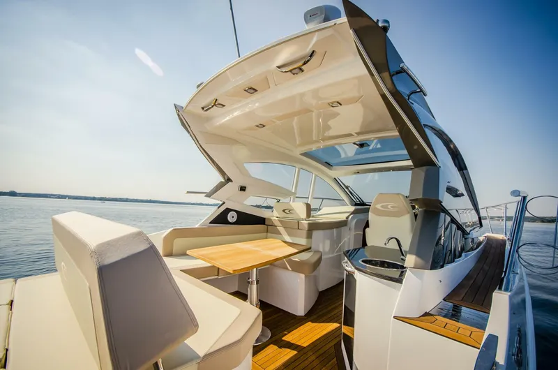 Slide: The Image of Cobrey 33 HT 2026 - 5751138