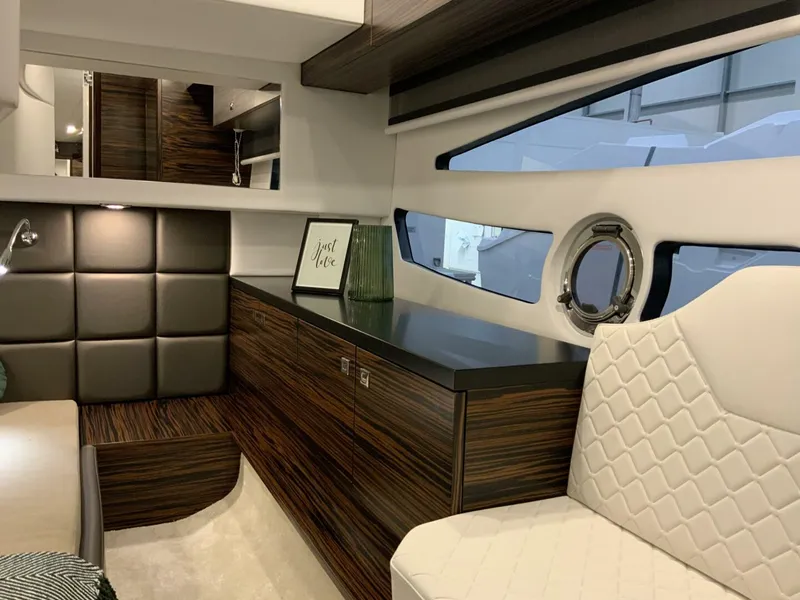 Slide: The Image of Cobrey 33 HT 2026 - 5751145