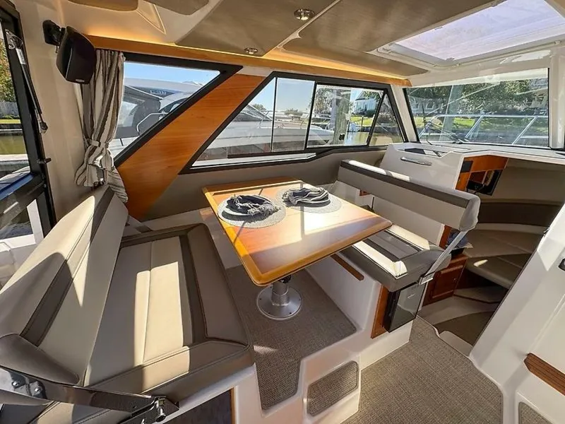 Slide: The Image of 0005436715 - 5751410