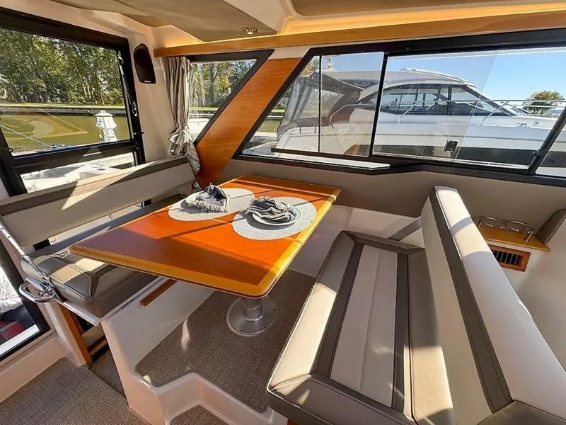 Slide: The Image of 0005436707 - 5751411