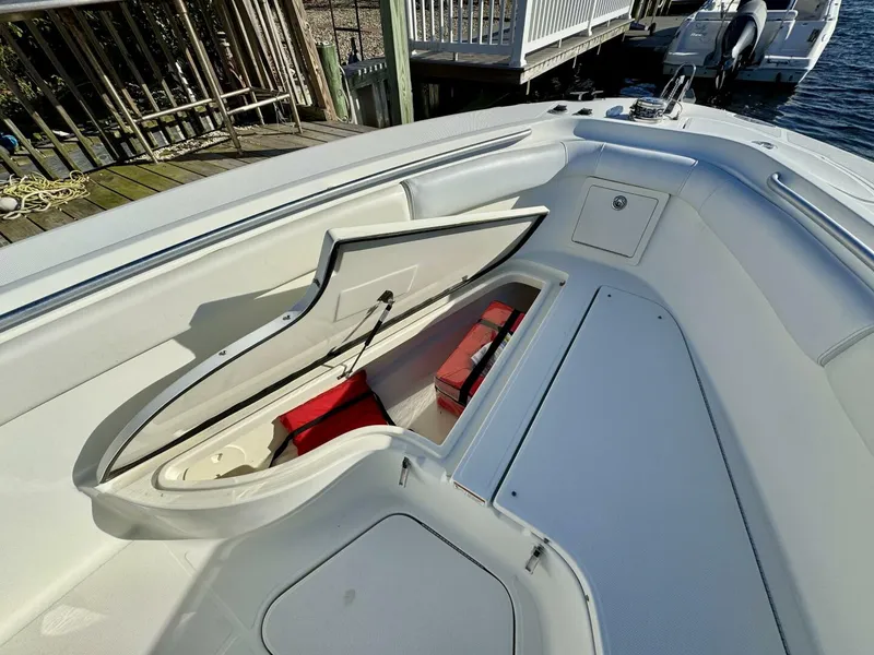 Slide: The Image of Hydra-Sports Vector 3300 CC 2004 - 5751372