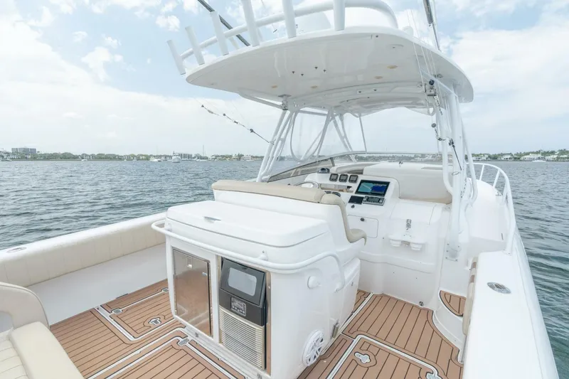 Slide: The Image of Intrepid 35 - Starboard Cockpit 2012 Intrepid 35WA - 5752234