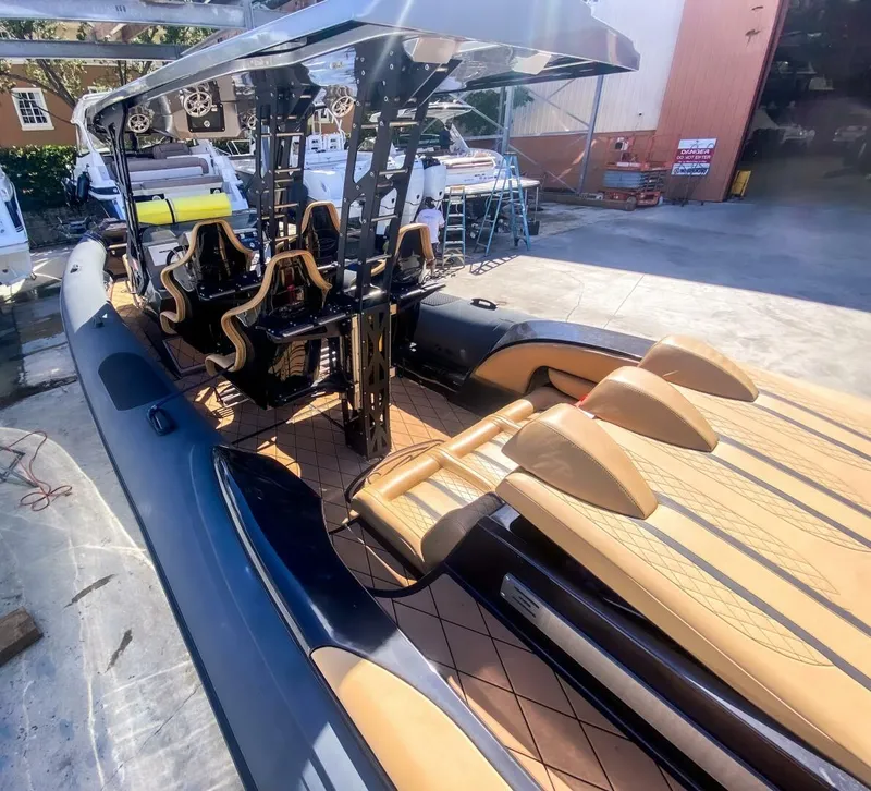 Slide: The Image of Other Bernico RX 10 2018 - 5752678