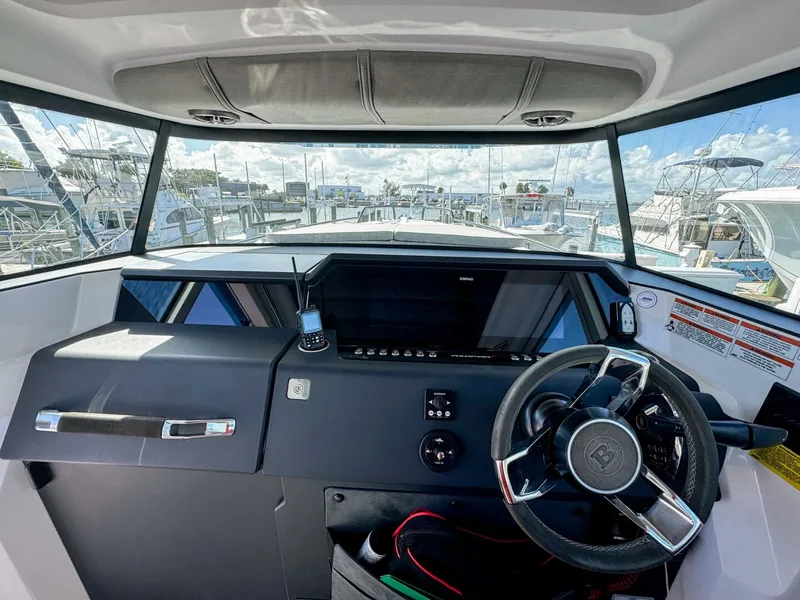 Slide: The Image of Axopar 37 Cross Cabin 2024 - 5752735