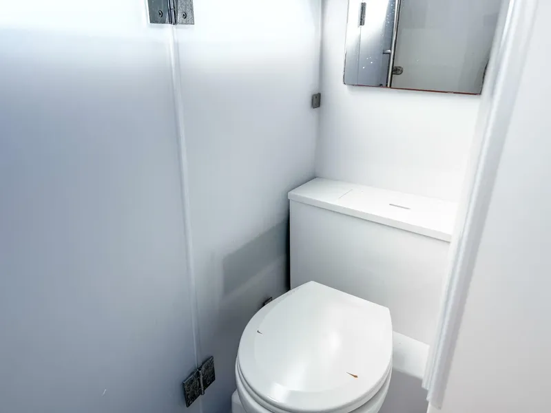 Slide: The Image of Axopar 37 Cross Cabin 2024 - 5752737