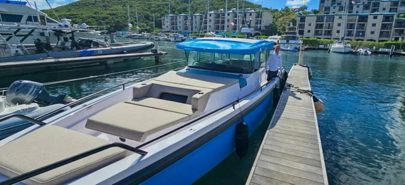 Slide: The Image of Axopar 37 Cross Cabin 2024 - 5752749