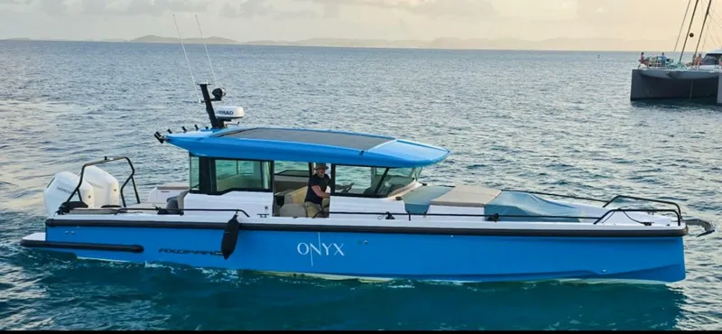 Slide: The Image of Axopar 37 Cross Cabin 2024 - 5752754