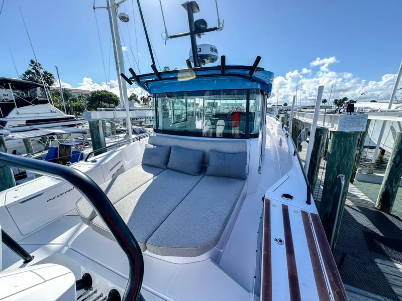 Slide: The Image of Axopar 37 Cross Cabin 2024 - 5752742