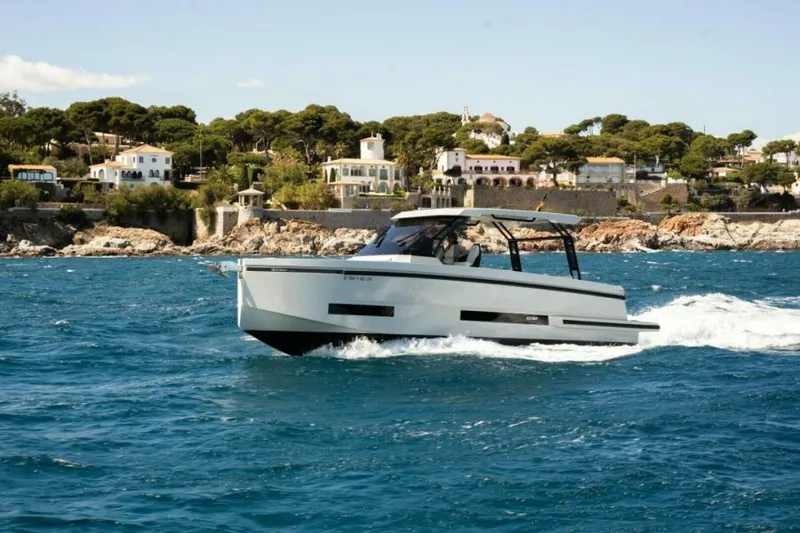 Slide: The Image of De Antonio Yachts D32 2026 - 5752804