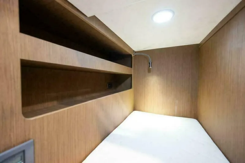 Slide: The Image of Prestige M48 - 5753072