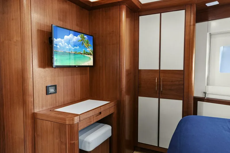 Slide: The Image of 2021 Sirena 64- DESTIN-E- VIP Stateroom - 5753458