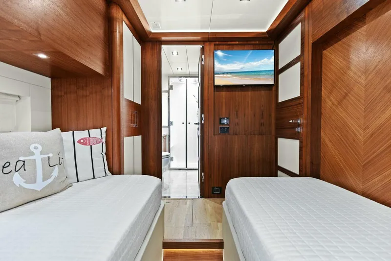 Slide: The Image of 2021 Sirena 64- DESTIN-E- Guest Stateroom - 5753466