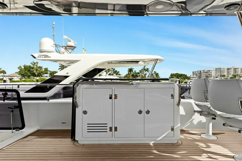 Slide: The Image of 2021 Sirena 64- DESTIN-E- Flybridge - 5753480