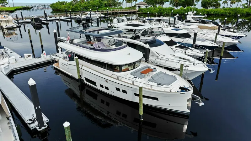 Slide: The Image of 2021 Sirena 64- DESTIN-E- Profile - 5753425