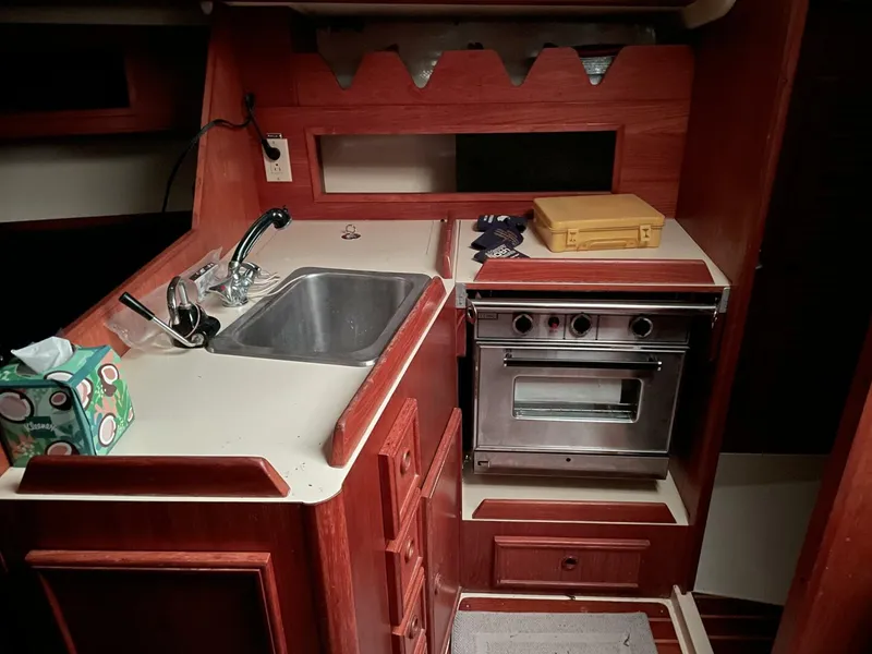 Slide: The Image of Pearson 33 1986 - 5753542