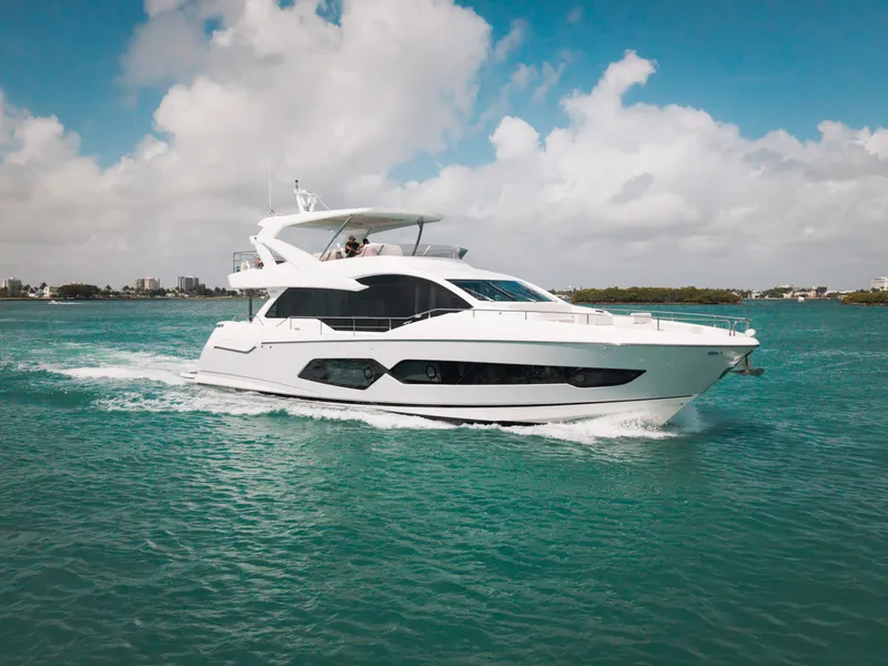 Slide: The Image of Sunseeker 76 YACHT 2019 - 5753640