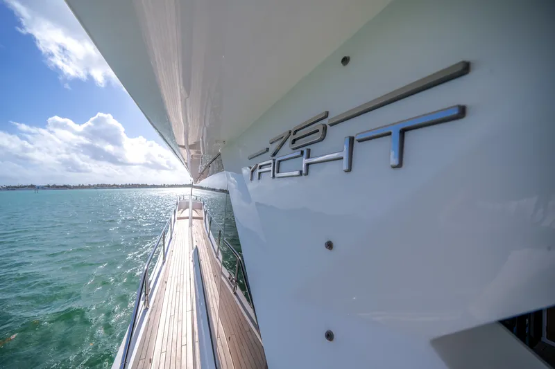 Slide: The Image of Sunseeker 76 YACHT 2019 - 5753660