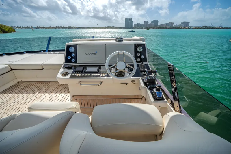 Slide: The Image of Sunseeker 76 YACHT 2019 - 5753669
