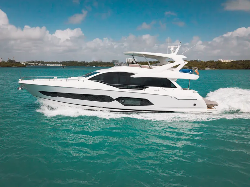 Slide: The Image of Sunseeker 76 YACHT 2019 - 5753645