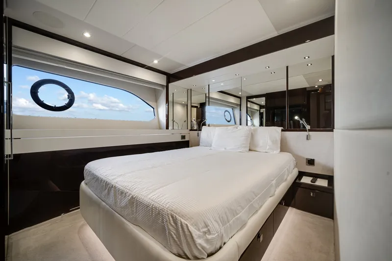 Slide: The Image of Sunseeker 76 YACHT 2019 - 5753700