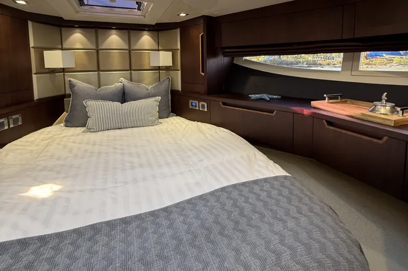 Slide: The Image of Galeon 500 FLY 2018 - 5753768
