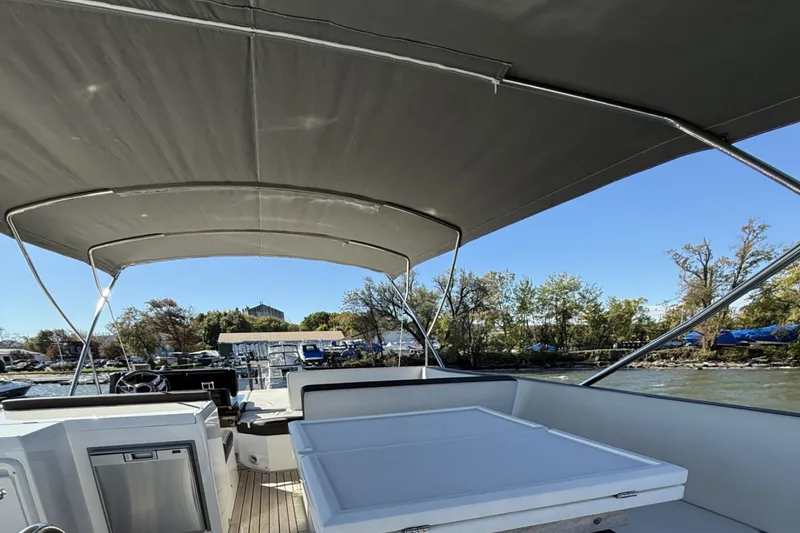 Slide: The Image of Galeon 500 FLY 2018 - 5753787