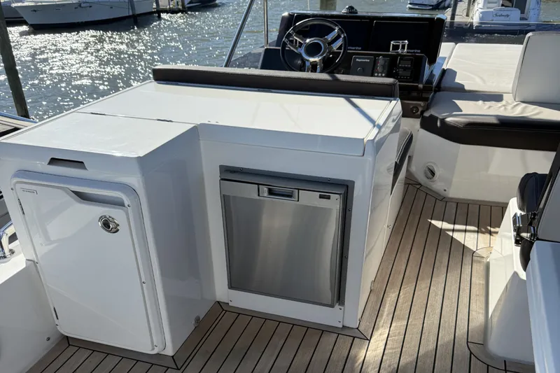 Slide: The Image of Galeon 500 FLY 2018 - 5753789