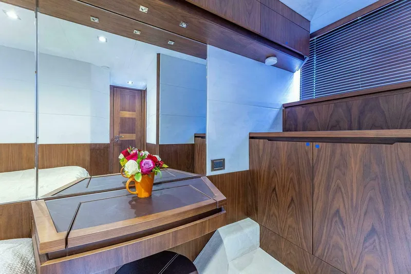 Slide: The Image of Galeon 640 FLY 2019 - 5753905