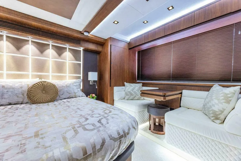 Slide: The Image of Galeon 640 FLY 2019 - 5753914