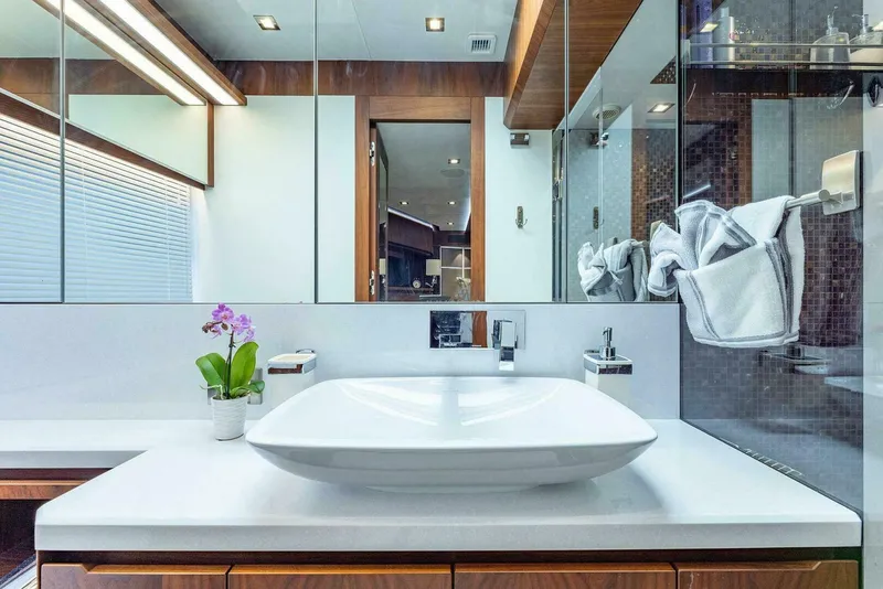 Slide: The Image of Galeon 640 FLY 2019 - 5753919