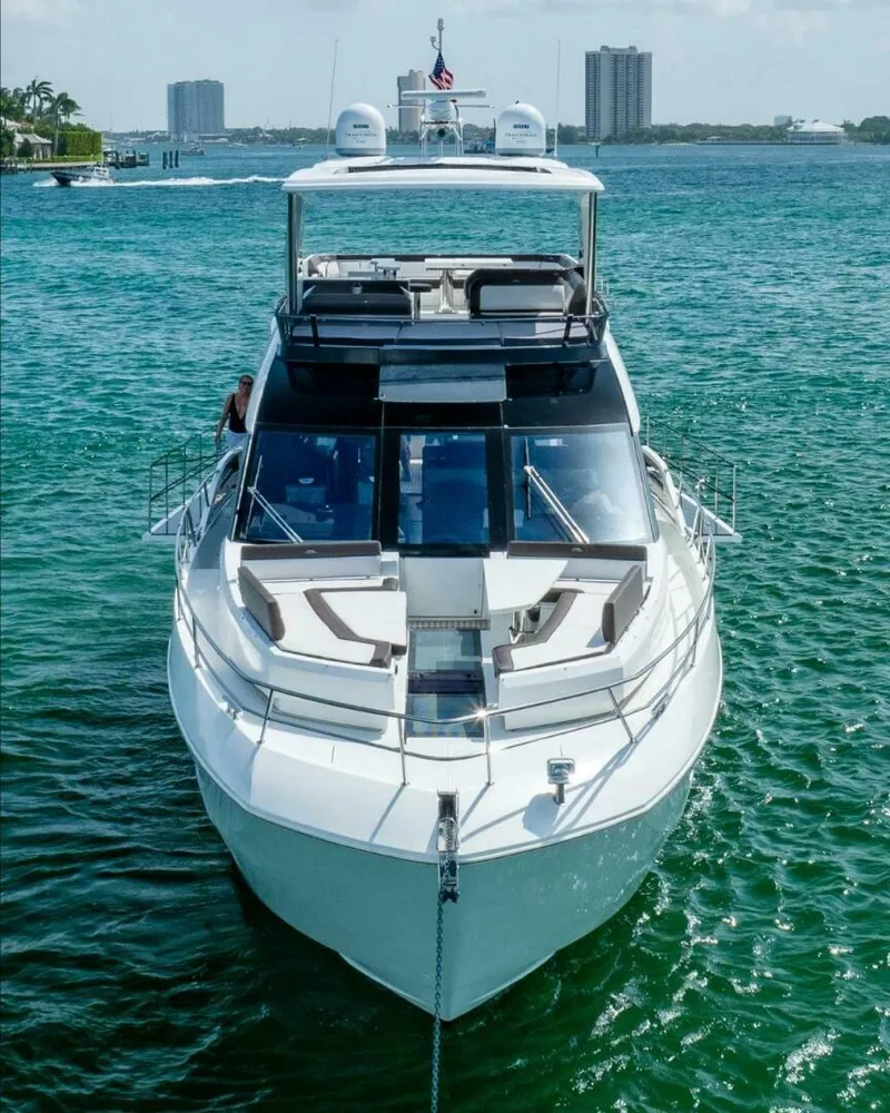 Slide: The Image of Galeon 640 FLY 2019 - 5753923