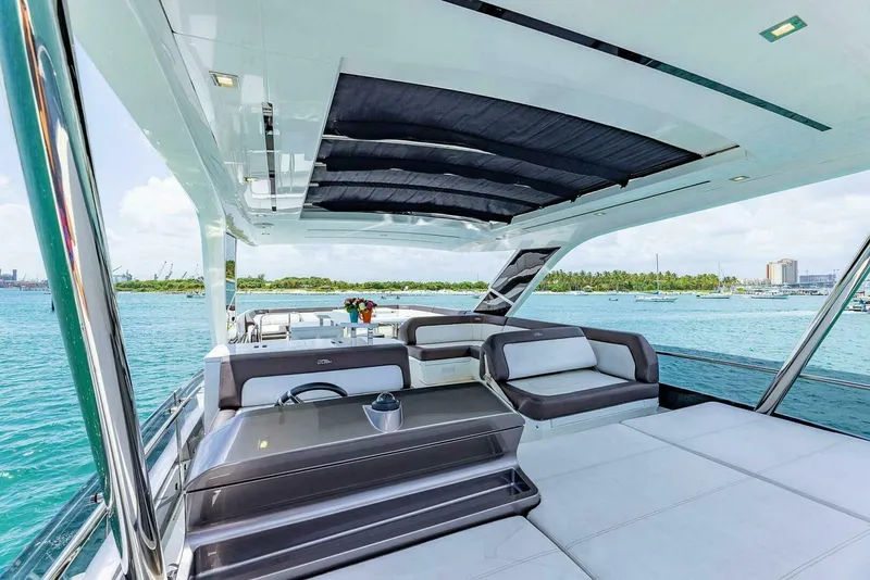 Slide: The Image of Galeon 640 FLY 2019 - 5753832