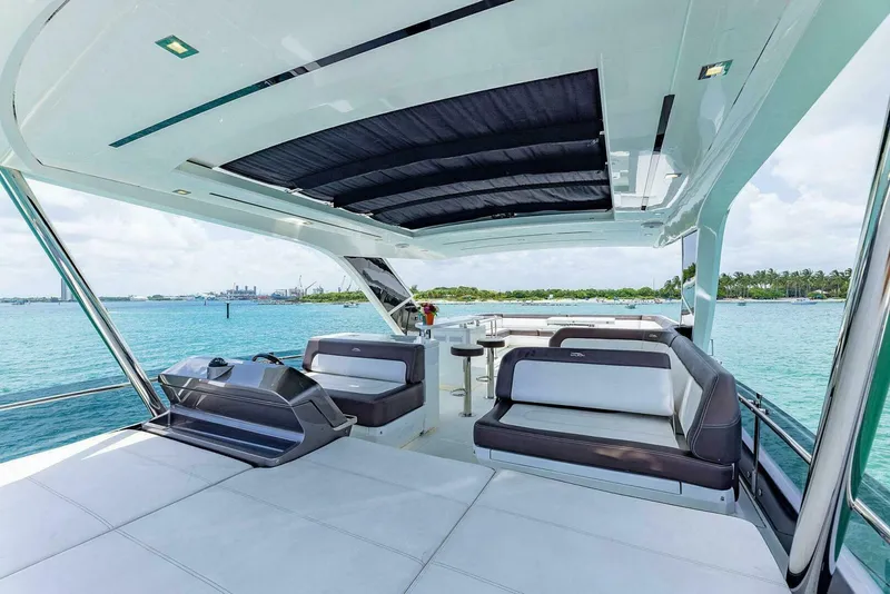 Slide: The Image of Galeon 640 FLY 2019 - 5753843